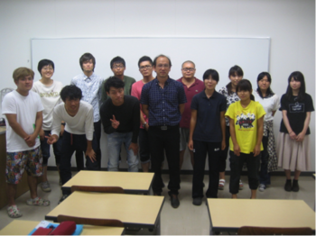 果樹園芸学研究室卒業生の雲南農業大学楊先生との記念写真